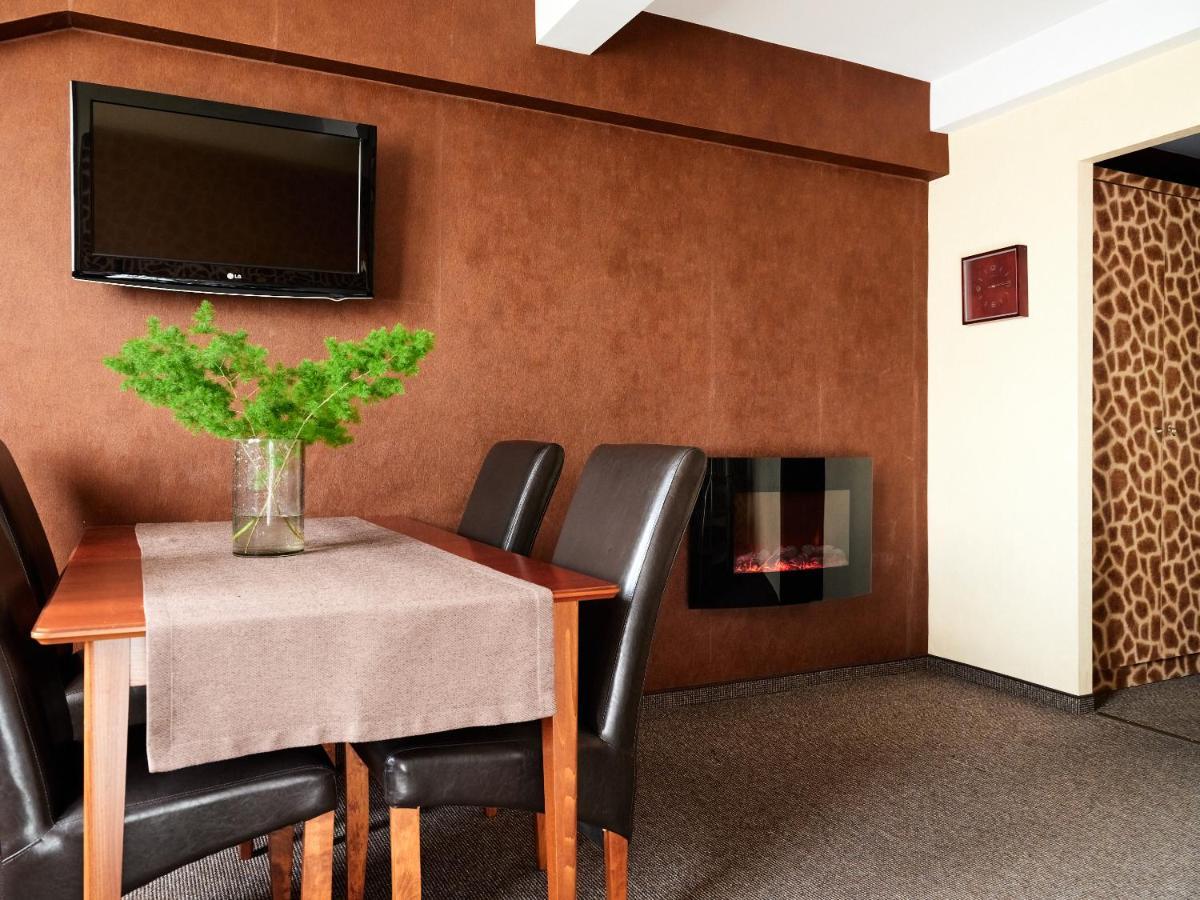 Hotel Great Polonia Krakow Airport - Ex Hotel Witek モドルニチュカ エクステリア 写真