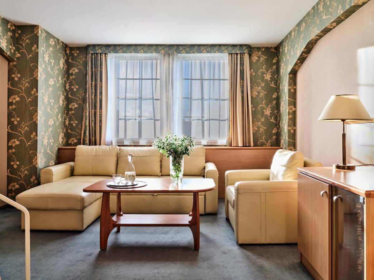 Hotel Great Polonia Krakow Airport - Ex Hotel Witek モドルニチュカ エクステリア 写真