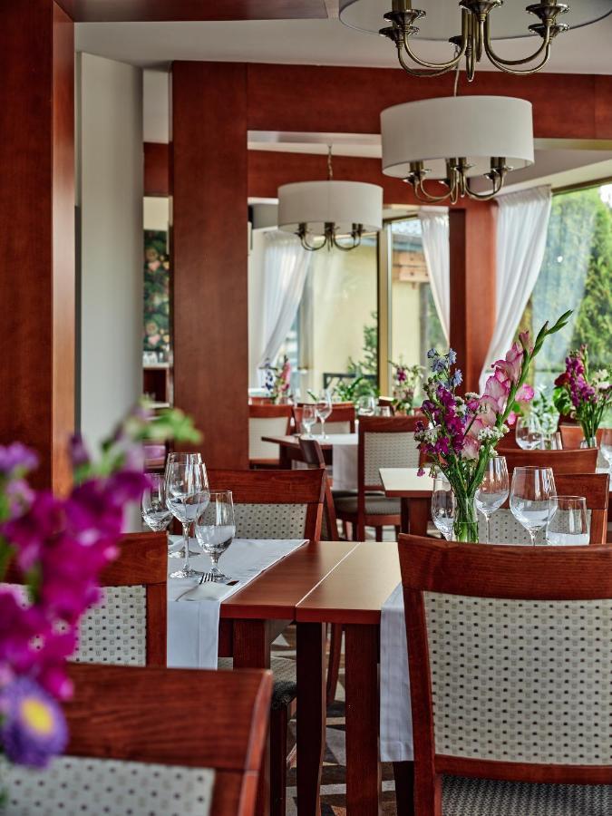 Hotel Great Polonia Krakow Airport - Ex Hotel Witek モドルニチュカ エクステリア 写真